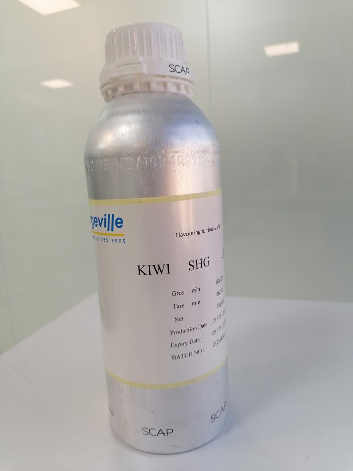 اسانس کیوی KIWI ESSENCE GHIASI-ARGEVILLE.COM